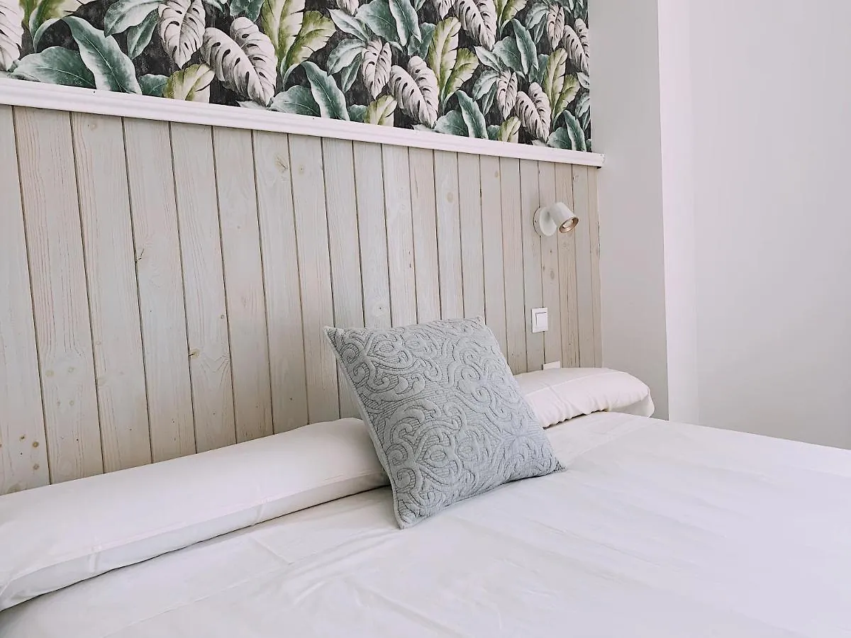 Boutike Guesthouse Sevilla 2*,